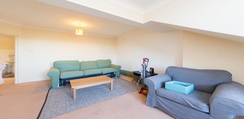 			2 Bedroom, 1 bath, 1 reception Flat			 St Gabriels Road, WILLESDEN GREEN